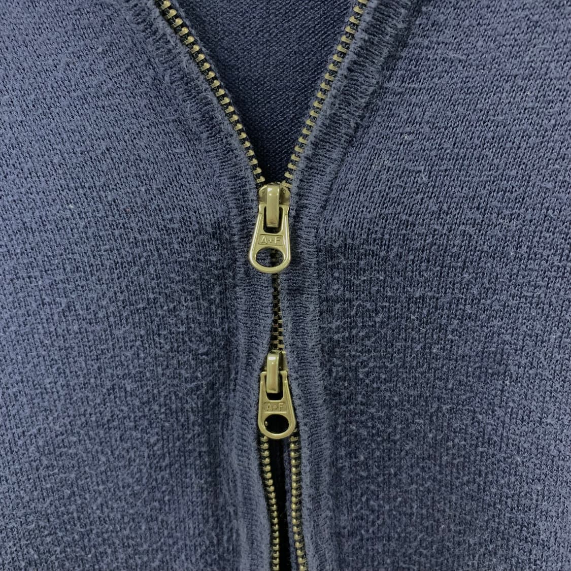 아베크롬비 산양로고 네이비 투웨이 니트집업 상품이미지4