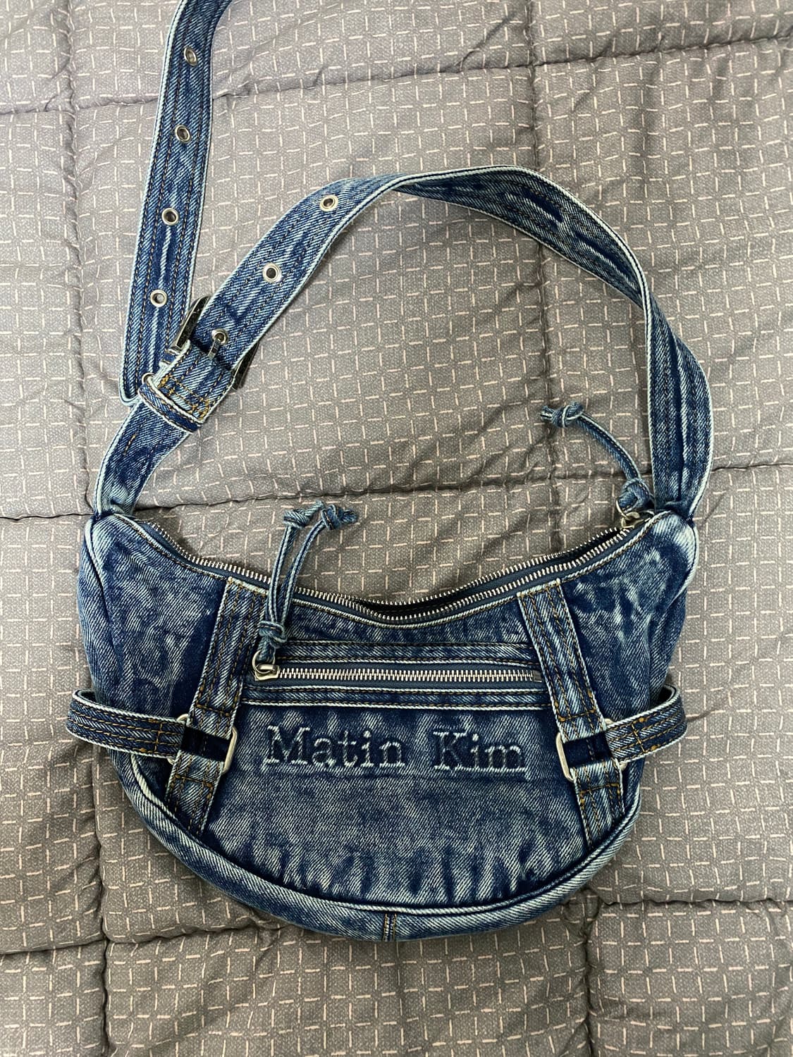 마뗑킴 데님 미니 호보백 상품이미지2