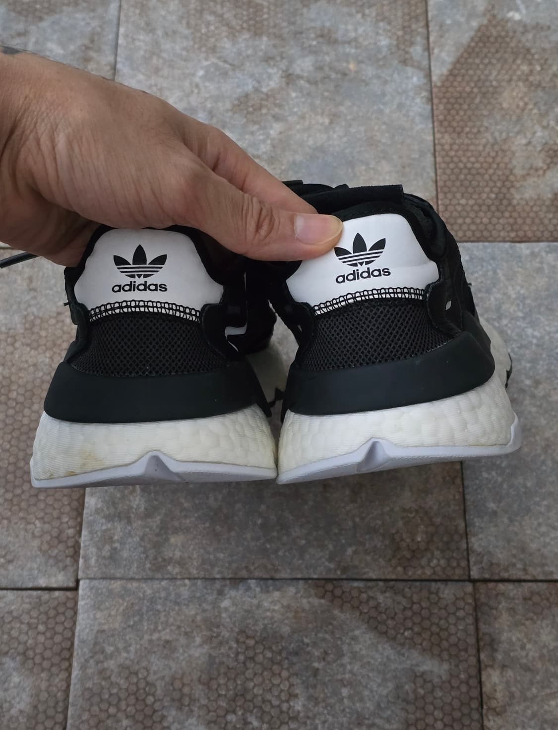 (225)아디다스 나이트 조거 블랙 카본  상품이미지7