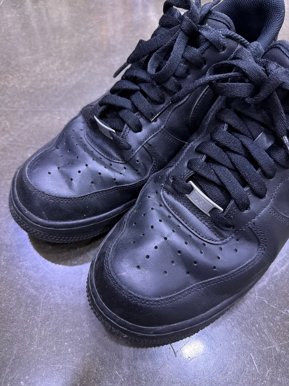 나이키 에어포스 1 07 트리플블랙 로우 280 상품이미지3