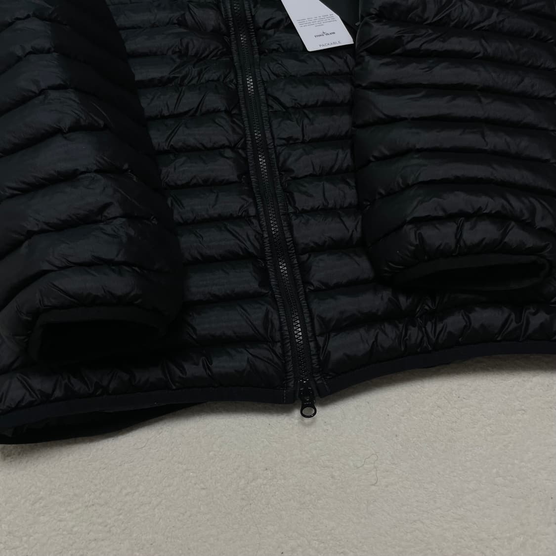 스톤아일랜드 룸우븐 챔버스 경량패딩 XL 상품이미지3