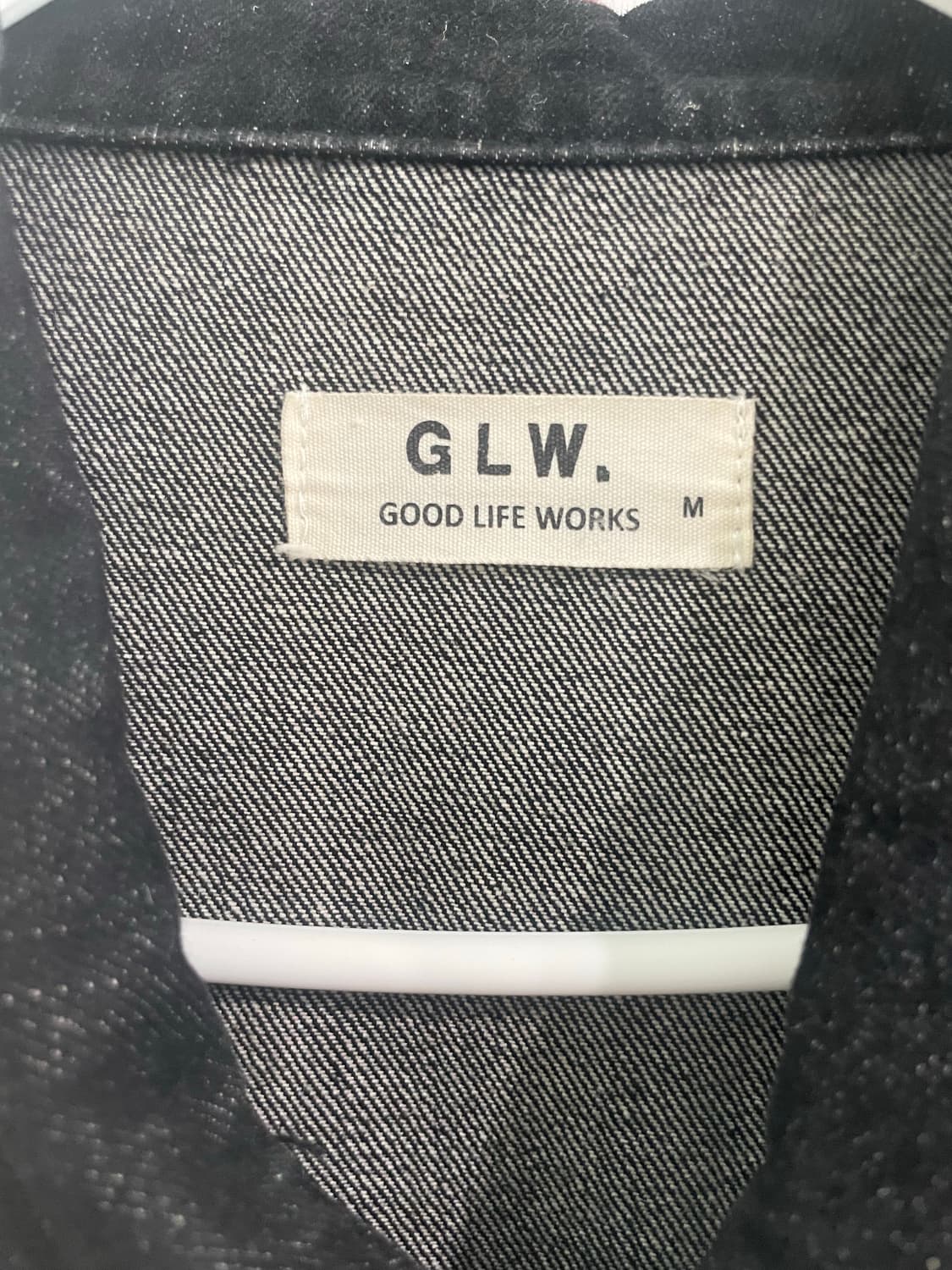 굿라이프웍스 데님 트러커 자켓 (Black) 상품이미지4