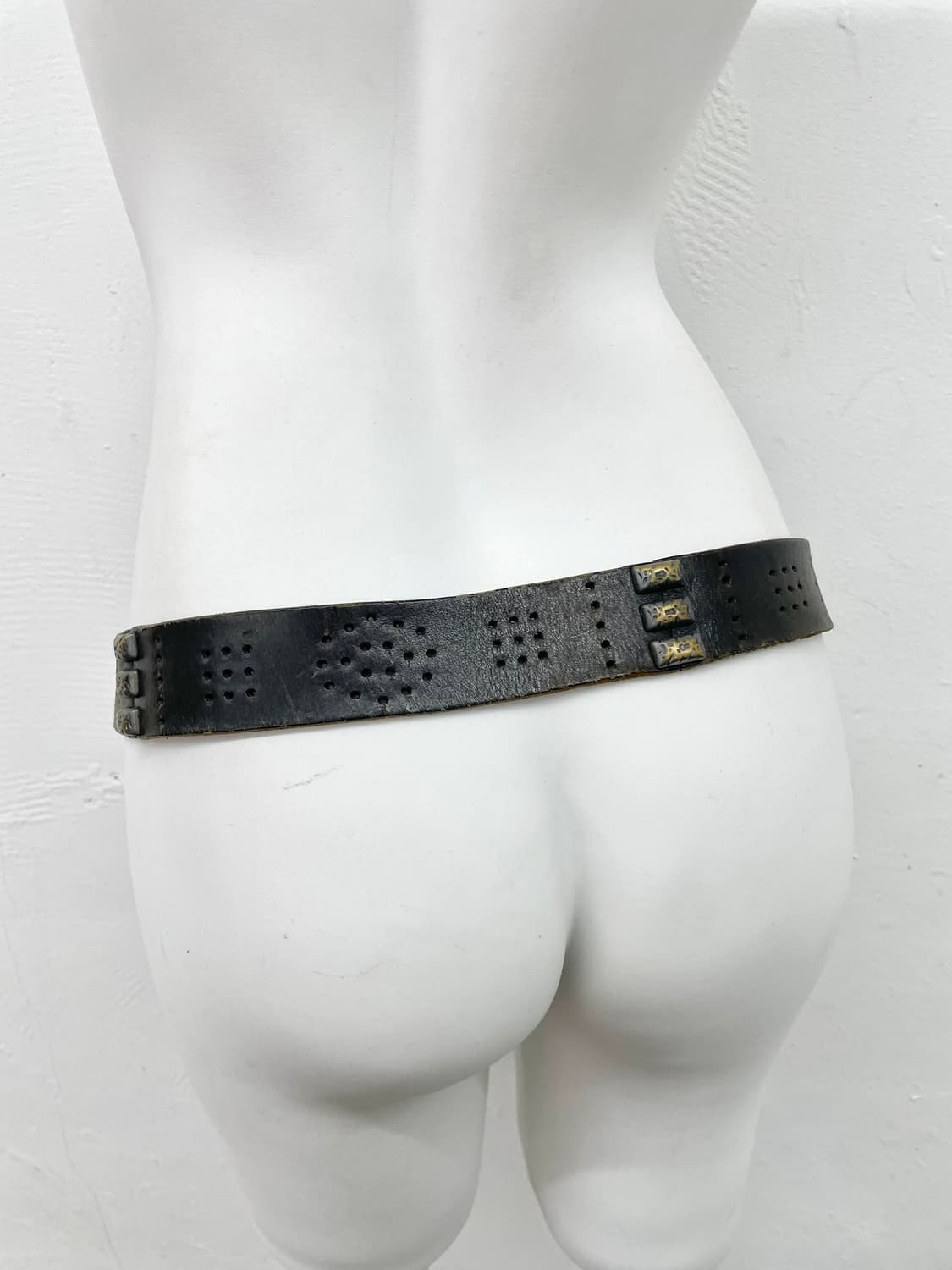 리바이스 리얼레더 빈티지 스터드 펀칭 버클 벨트 상품이미지4