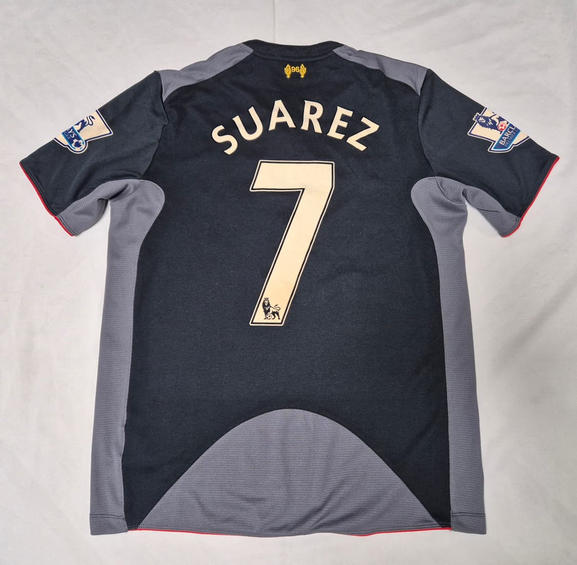 리버풀 원정 수아레즈 유니폼 팝니다  상품이미지2
