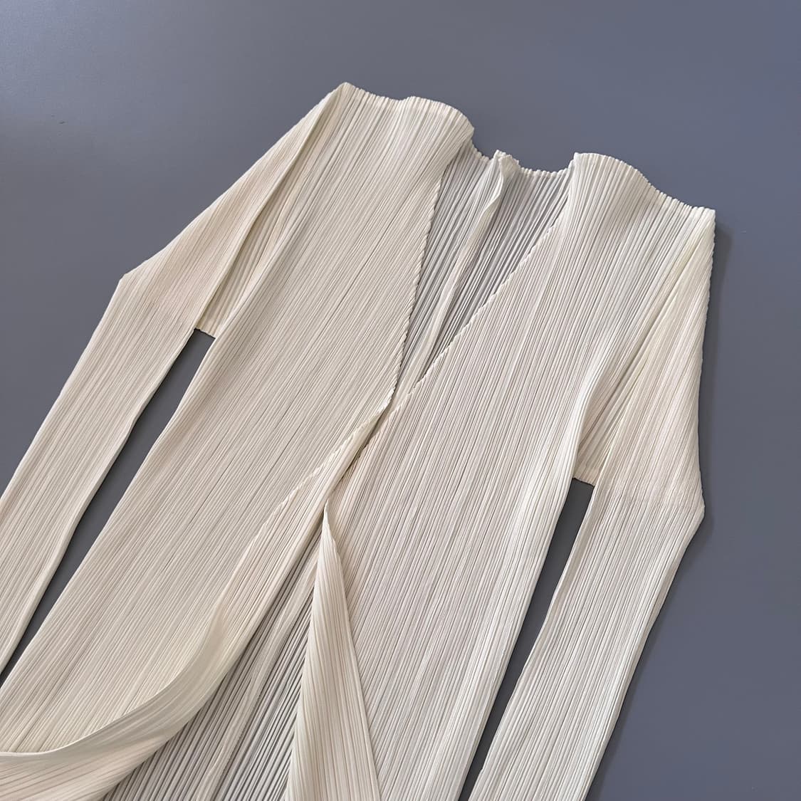 이세이미야케 플리츠플리즈 issey miyake 가디건 상품이미지2