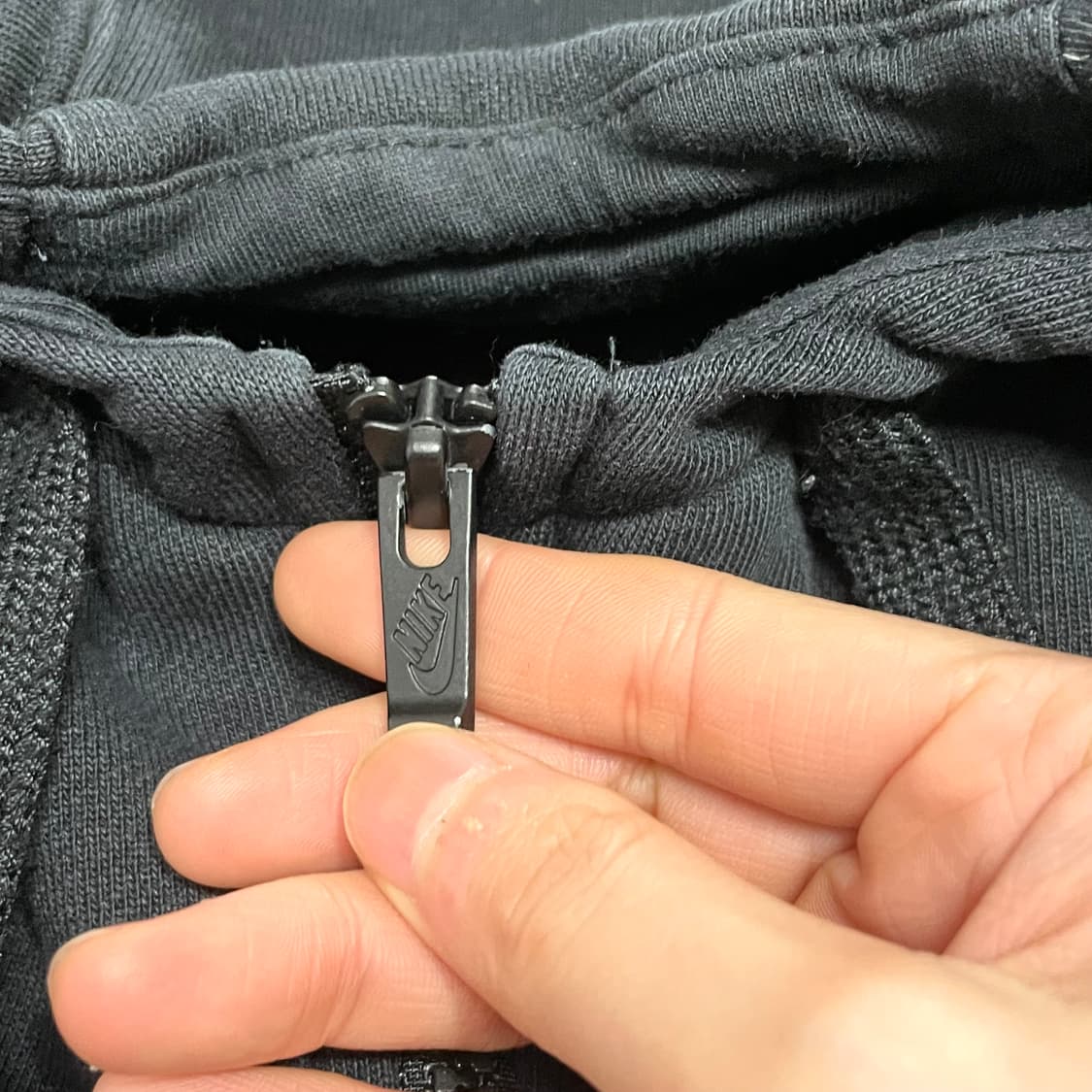 나이키 빅스우시로고 블랙 기모 후드집업 남성XL 상품이미지4