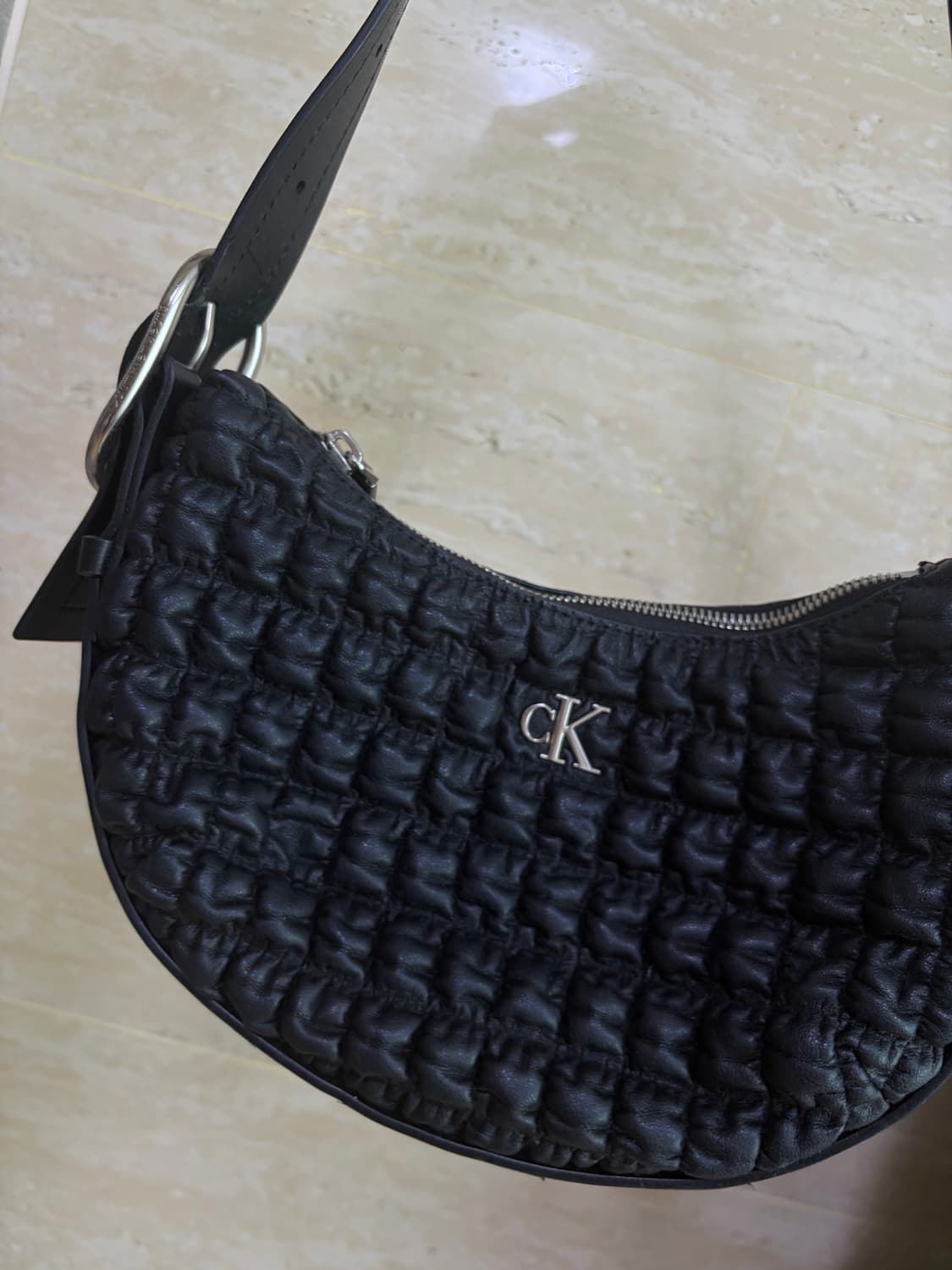CK 켈빈클라인 숄더백 상품이미지4