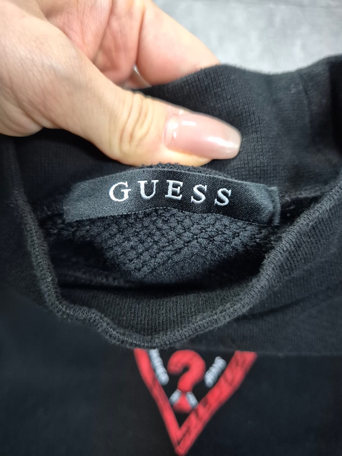 GUESS 맨투맨 상품이미지3