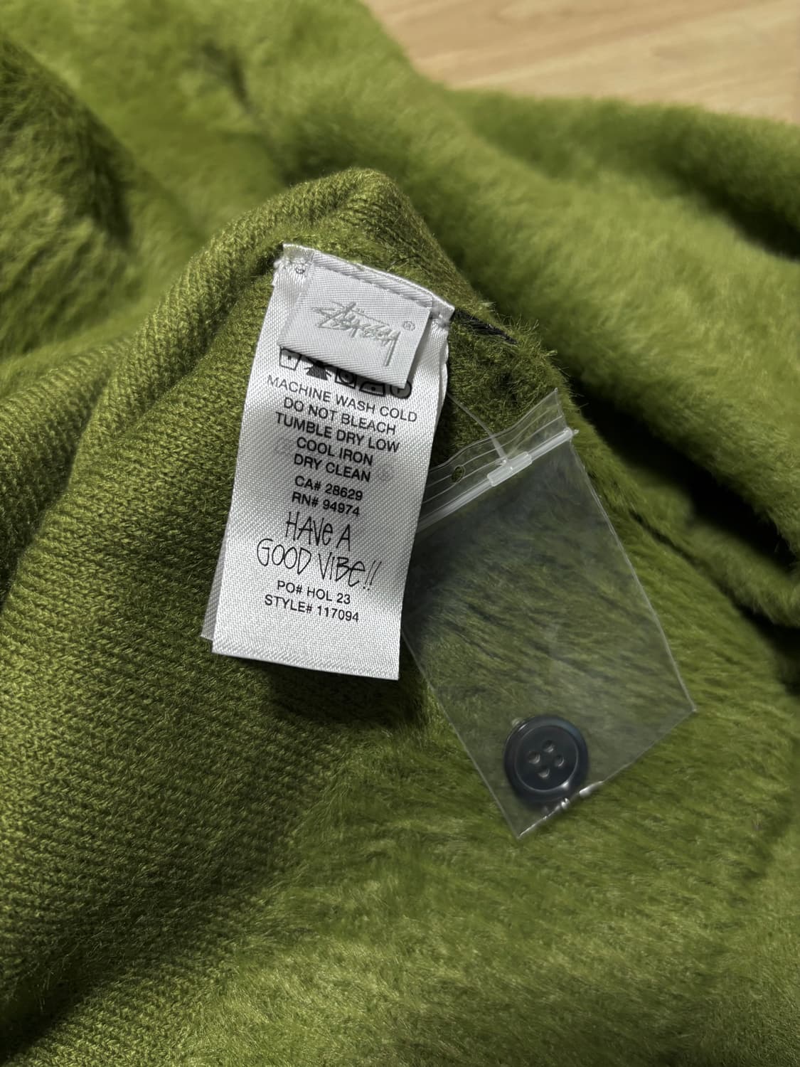 스투시 쉐기 가디건 올리브 모헤어 상품이미지5