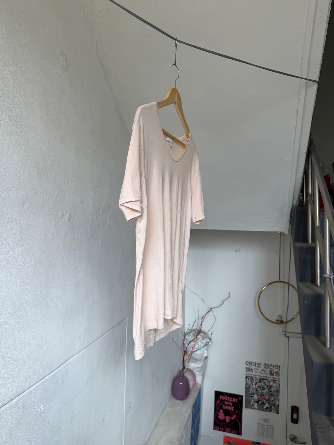 COS 코스 와이드넥 롱 티셔츠 상품이미지4