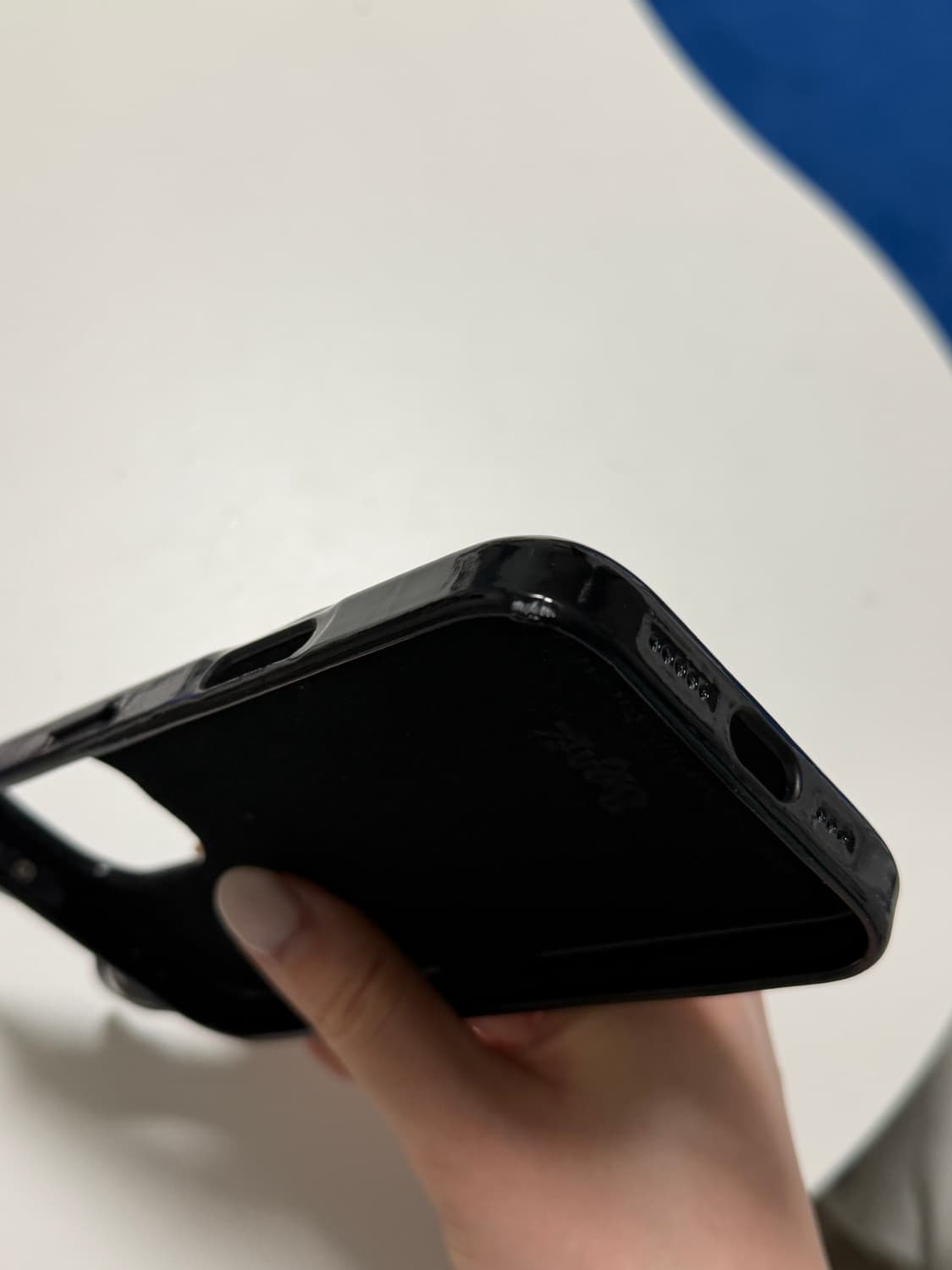 어반소피스티케이션 아이폰17  상품이미지5