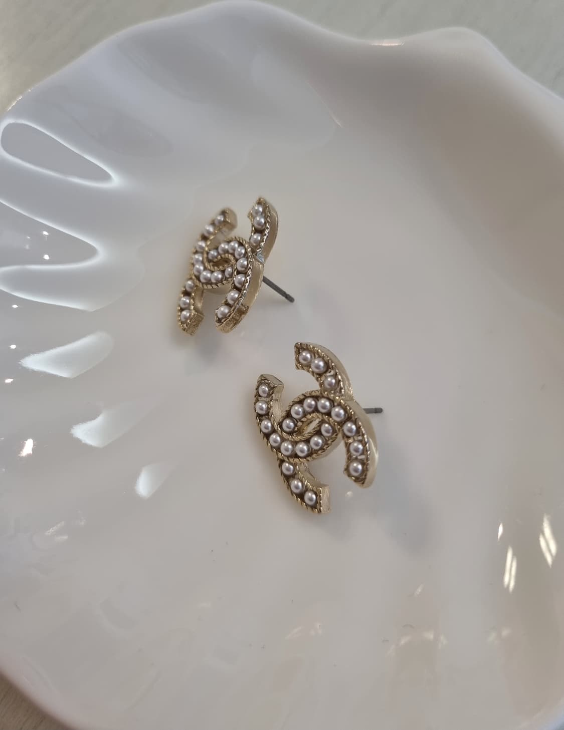 샤넬 진주 CC로고 귀걸이 업사이클링 상품이미지5