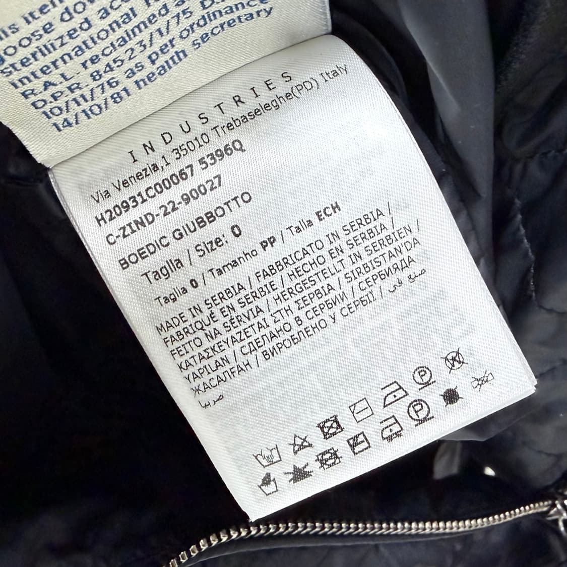 [S+급/0] 몽클레어 보에딕 여성패딩 블랙 폭스퍼 풀구성 상품이미지7