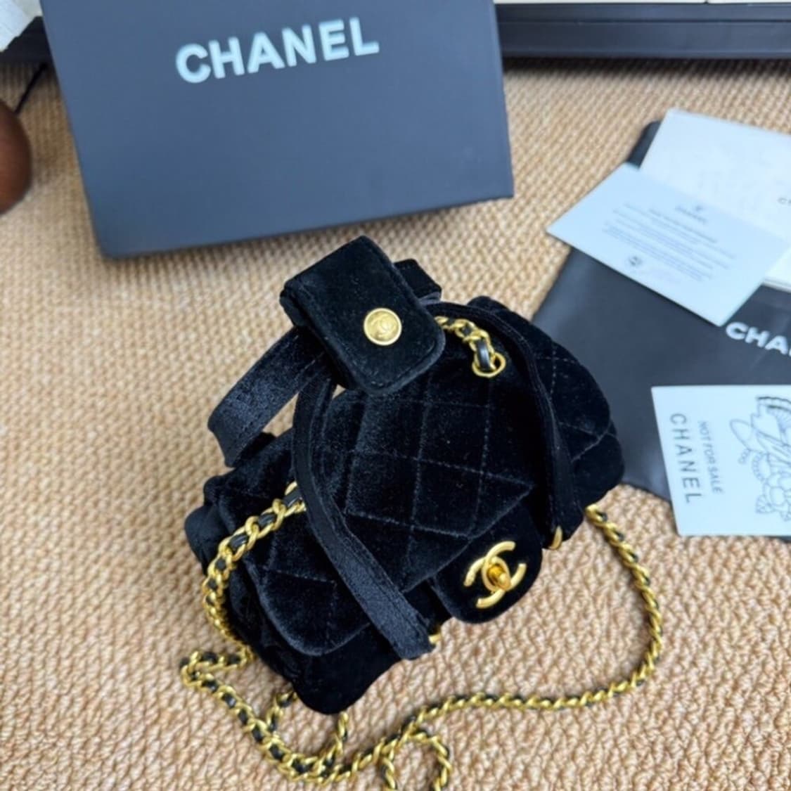 샤넬 뷰티 미니 벨벳 볼링백 크로스백 상품이미지2