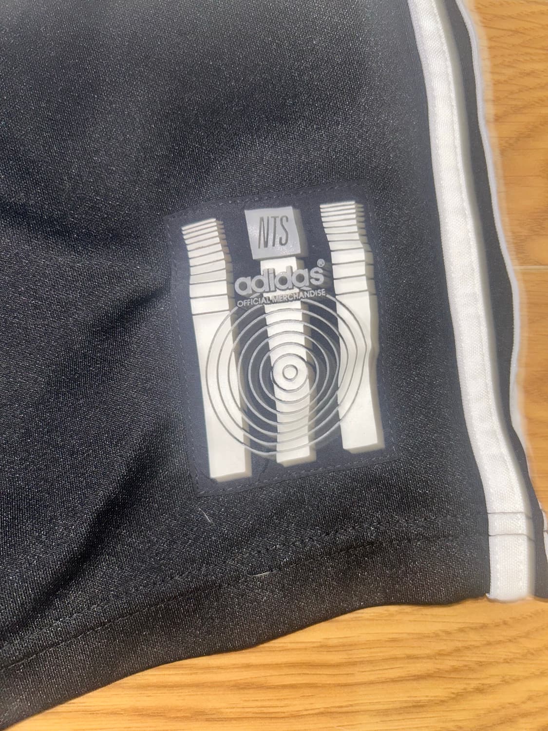 adidas x NTS Radio 올오버 프린트 팬츠 상품이미지8