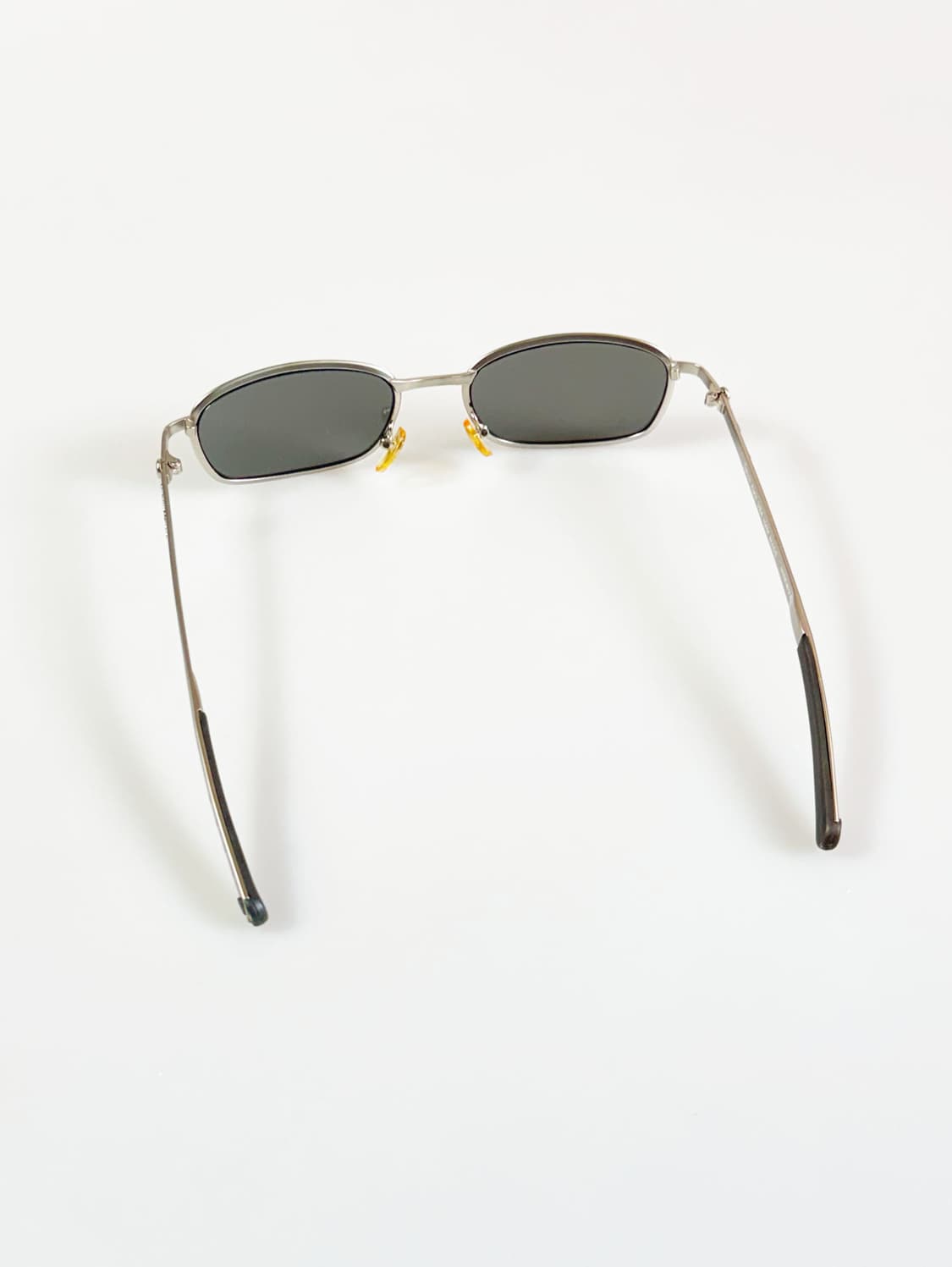 캘빈클라인 실버 메탈 슬림 스퀘어 빈티지 선글라스 상품이미지6