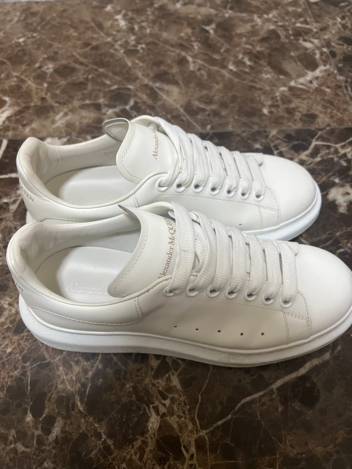 알렉산더 맥퀸 오버솔 상품이미지3