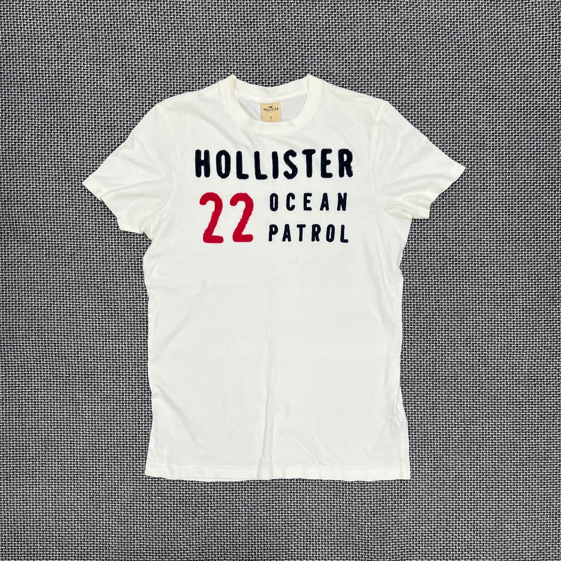 홀리스터 슬림핏 반팔 티셔츠 화이트 상품이미지1