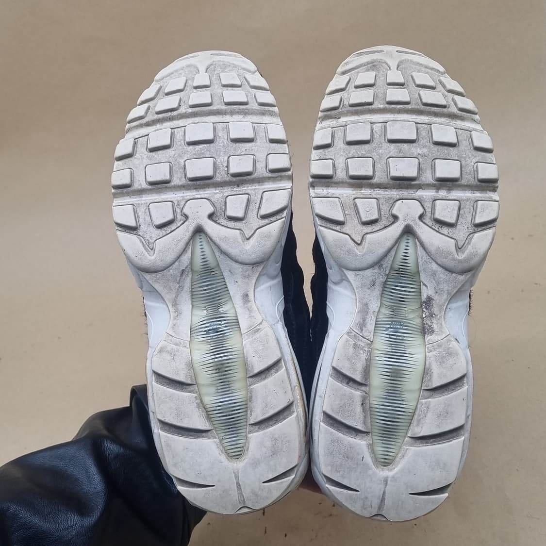 나이키 에어맥스 95 여성운동화235 상품이미지3