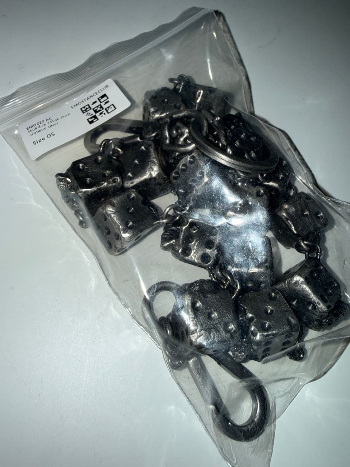 에모스탠스클럽 스컬 다이스 체인 15링크 상품이미지1