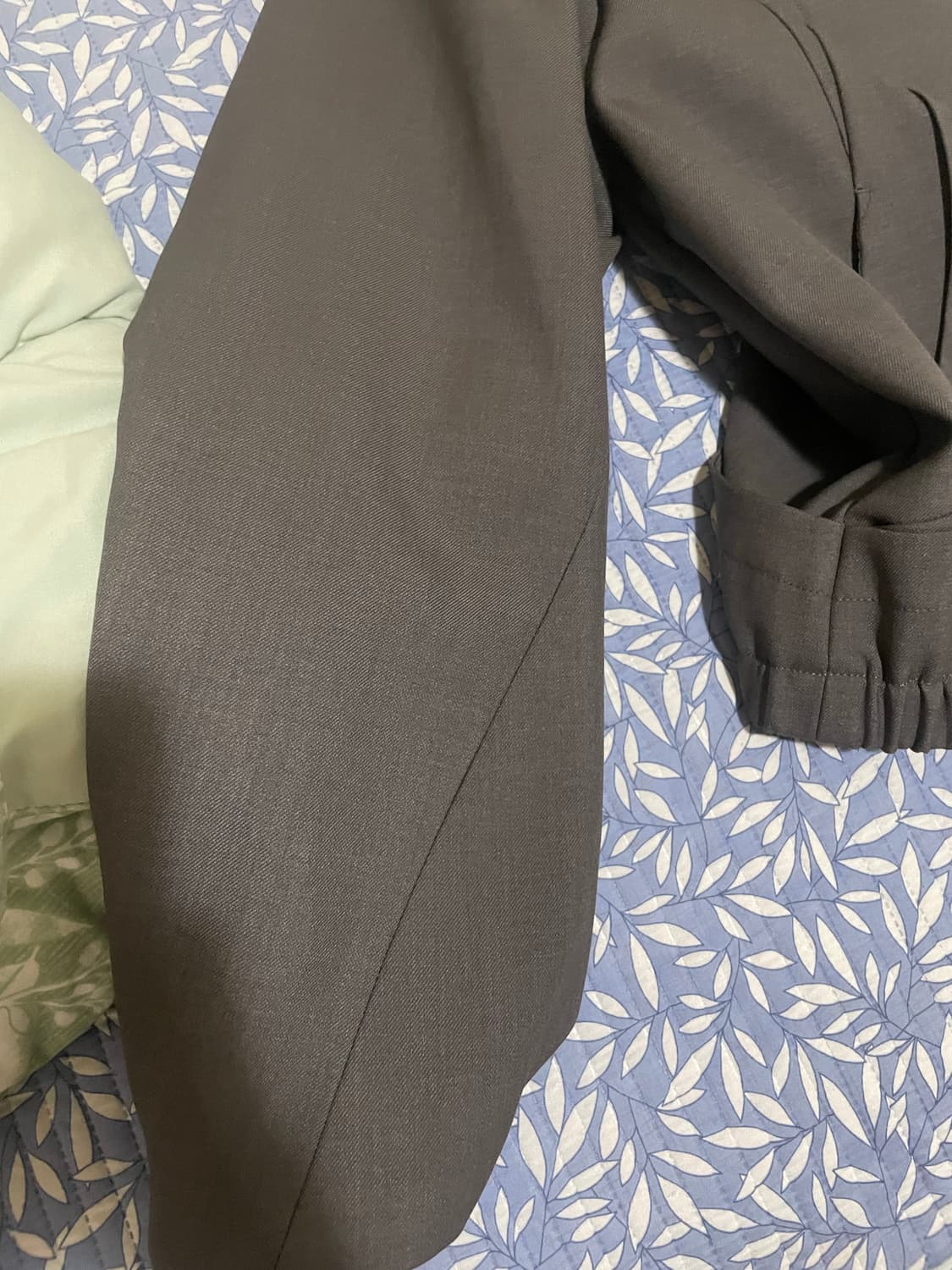 쿠어 울 블루종 멜란지토프 m사이즈 팔아요! 상품이미지3