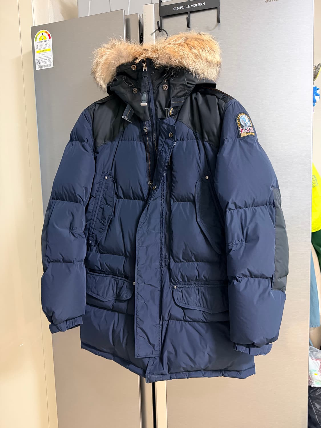 파라점퍼스 다운 미드 기장 패딩 상품이미지1