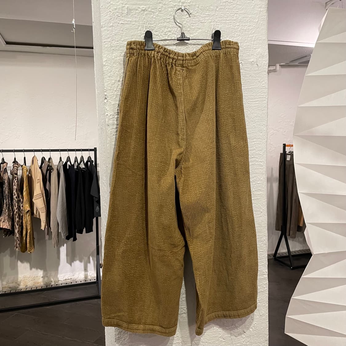 니들스 코듀로이 HD팬츠 상품이미지3