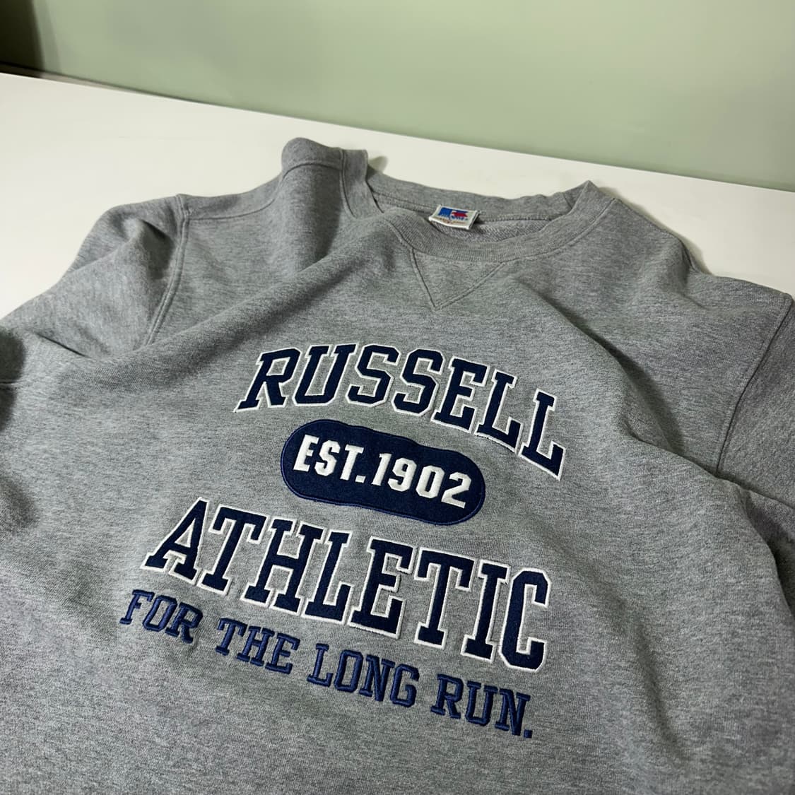 L 90's USA 러셀 애슬레틱 그레이 빅패치 스웻셔츠 맨투맨 상품이미지1