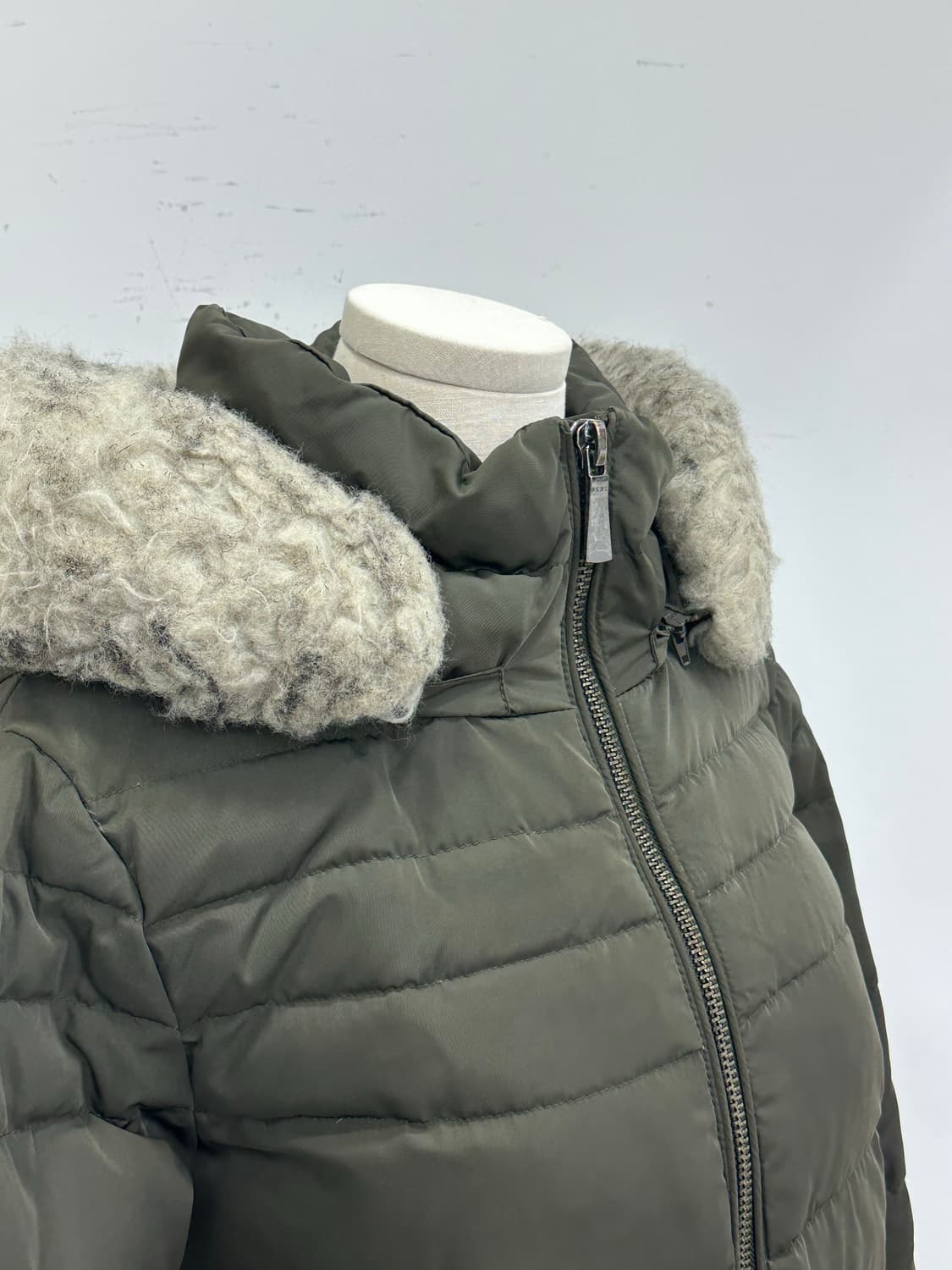 도나카란 DK 오리털 패딩 상품이미지3