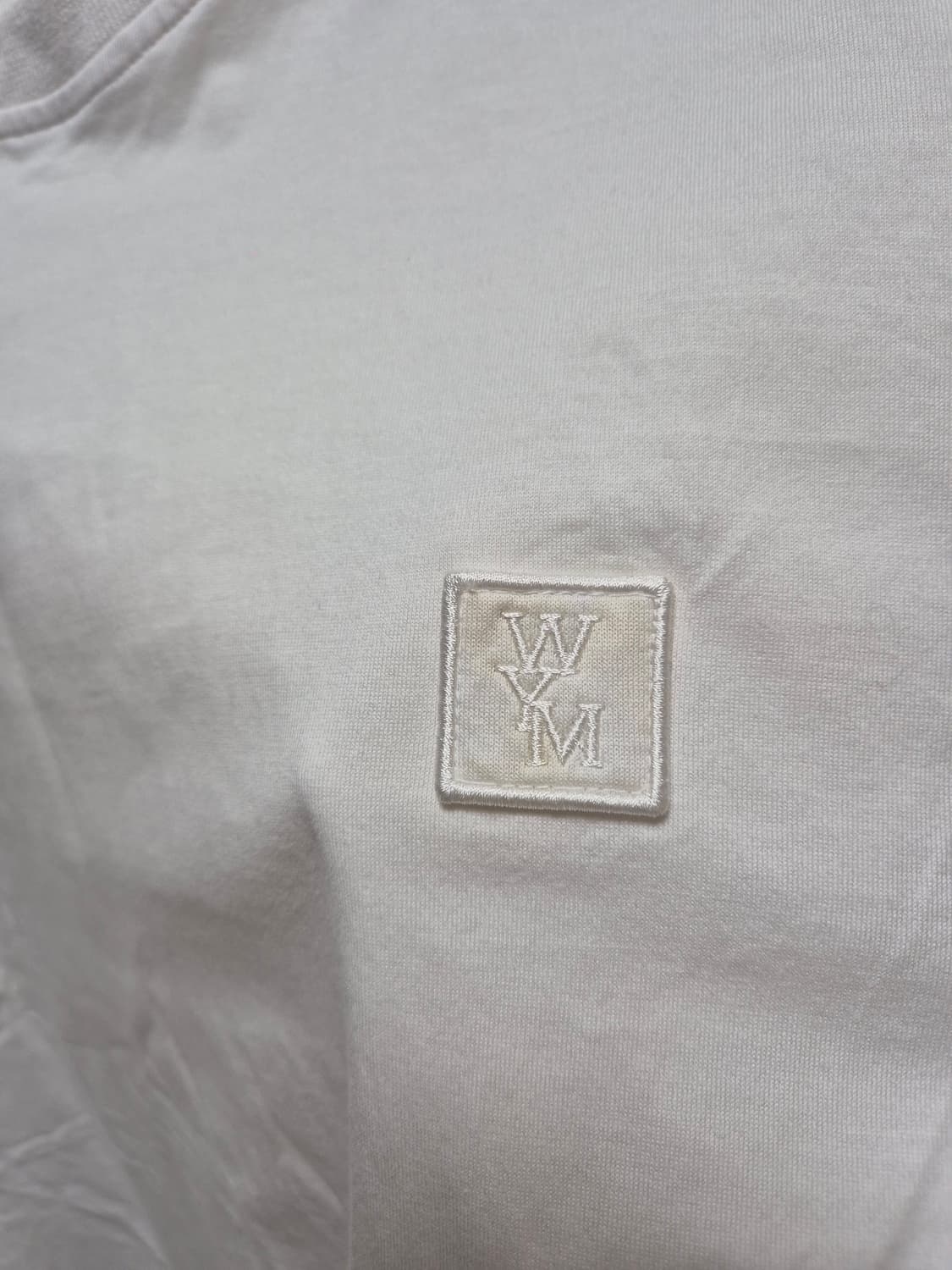 우영미 깃털 백로고 반팔 화이트 48 사이즈 L 상품이미지6