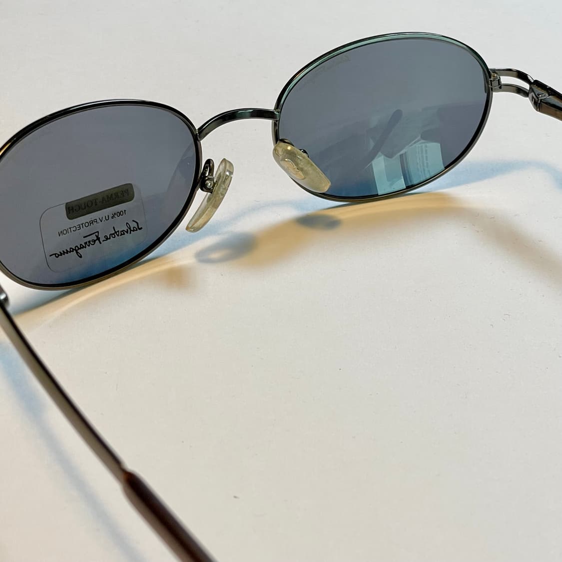 Feragamo 살바토레 페라가모 사의 빈티지 선글라스 입니다. 상품이미지4