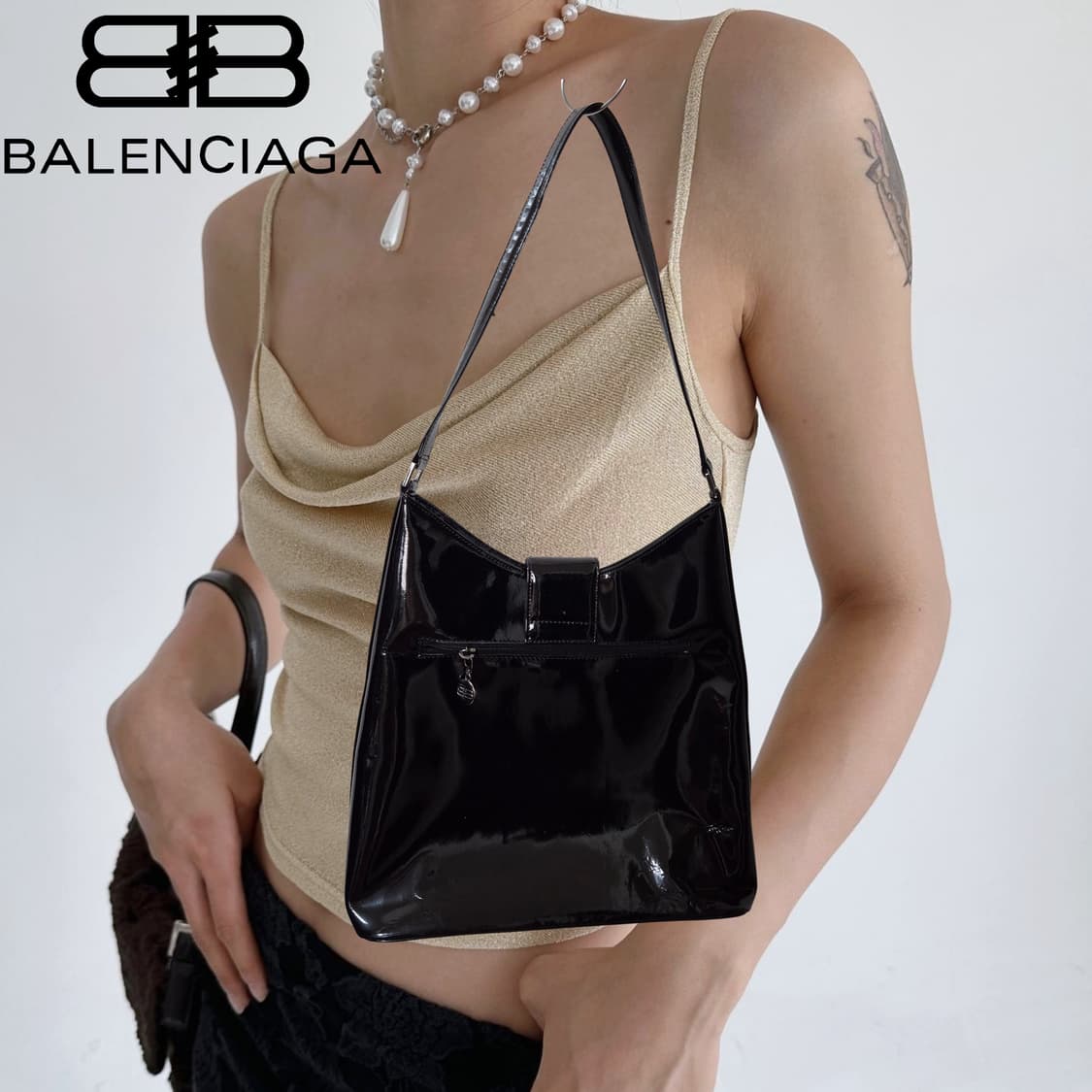 BALENCIAGA 00s Black enamel leather Bag 상품이미지3