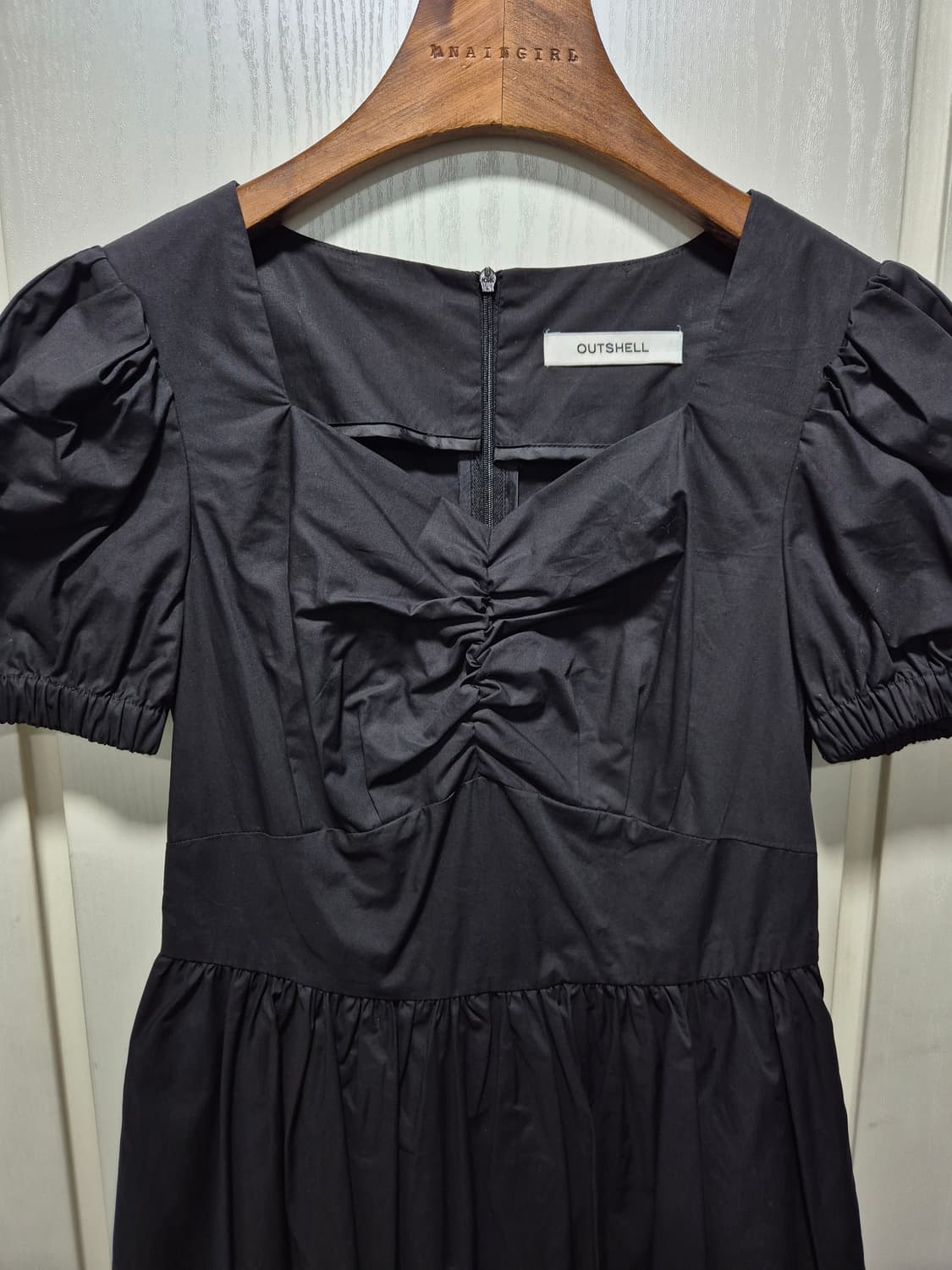 (세일)(새상품)아웃쉘 퍼프소매 캉캉 롱 원피스 블랙 상품이미지2