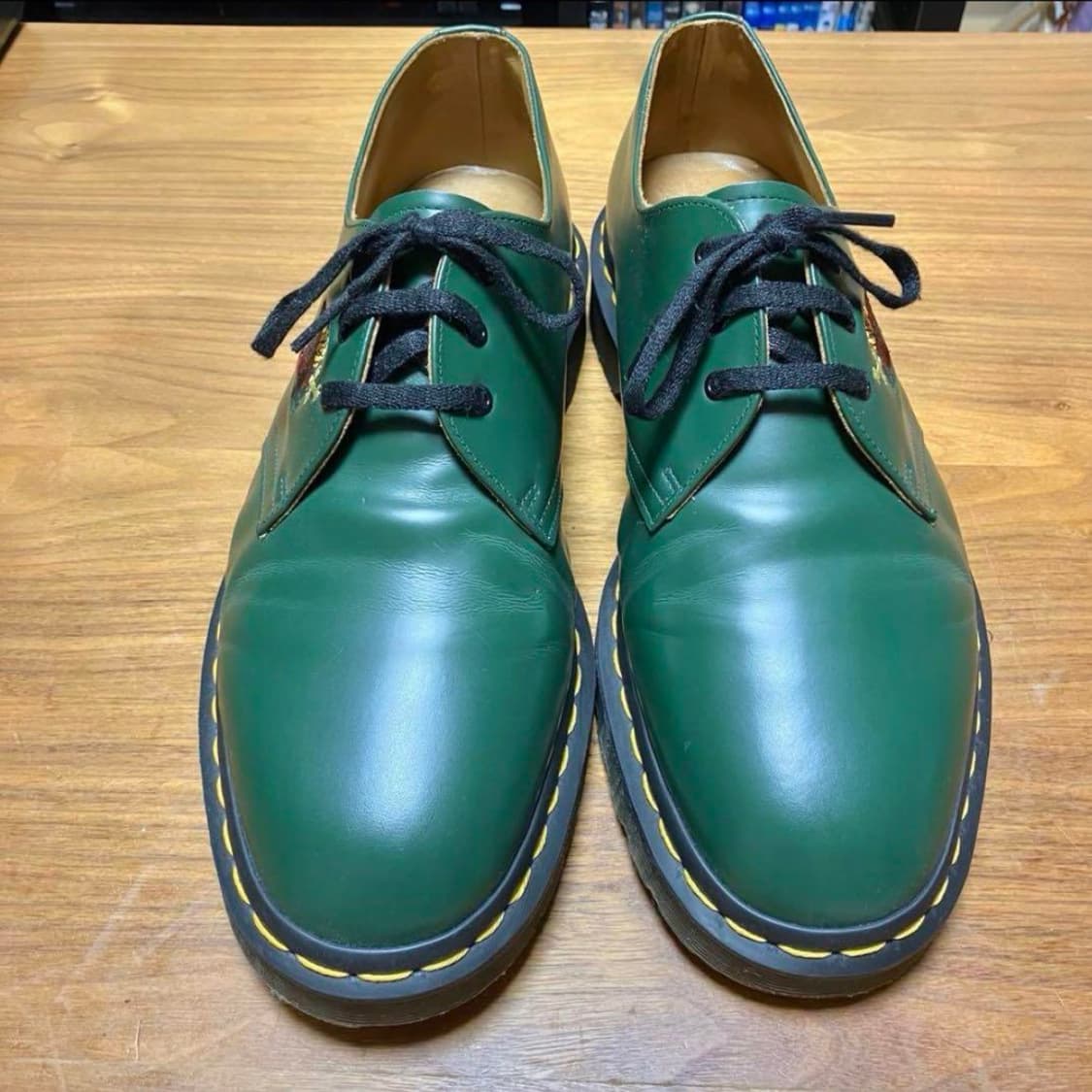 Dr.martens x Supreme Sacred Heart Green 상품이미지4