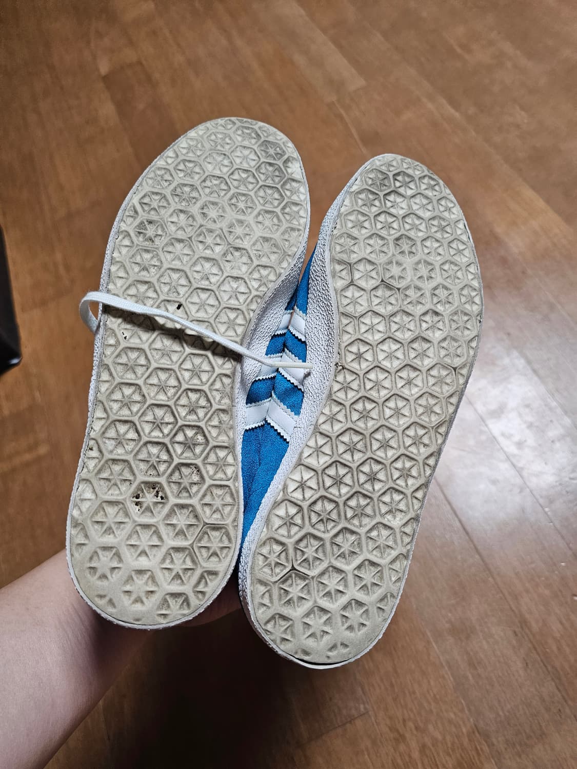 아디다스 가젤 블루 스웨이드 운동화 240 상품이미지5