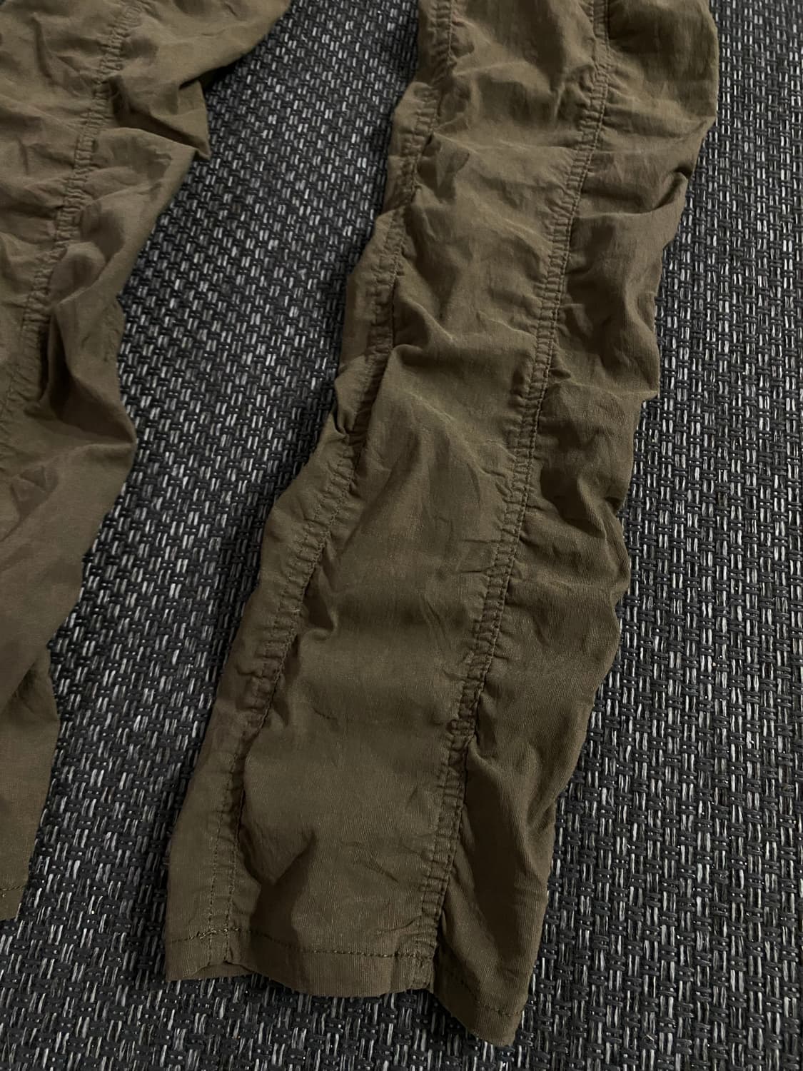 Shirring Detail Slim Fit Khaki Pants 상품이미지9
