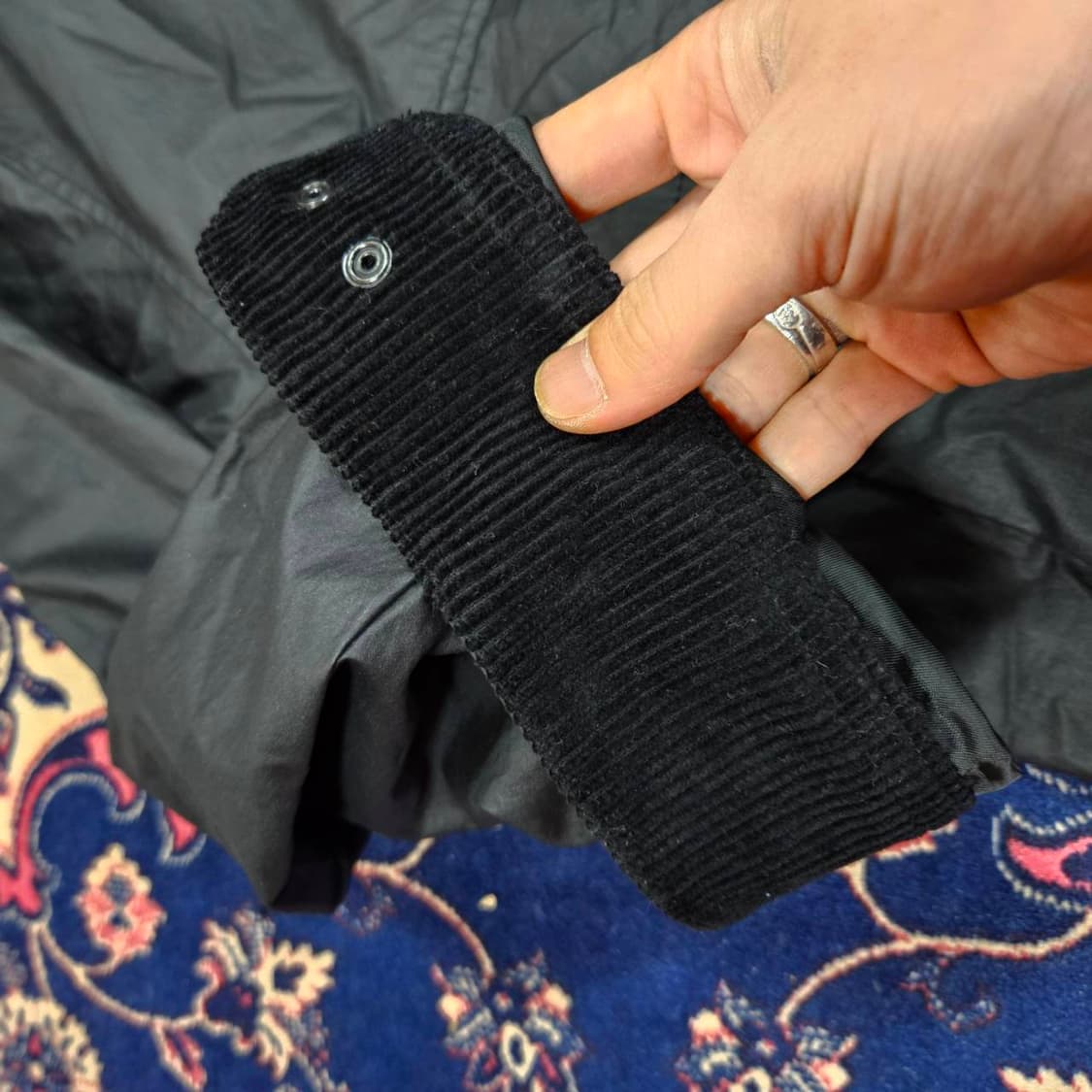 스튜디오톰보이 골덴 배색 나일론
코팅 후드 숏 필드자켓 상품이미지7