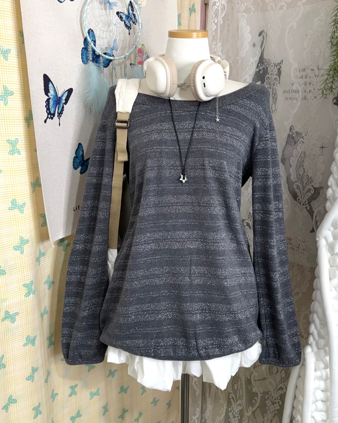 그레이 스트라이프 백 리본 니트 상품이미지2