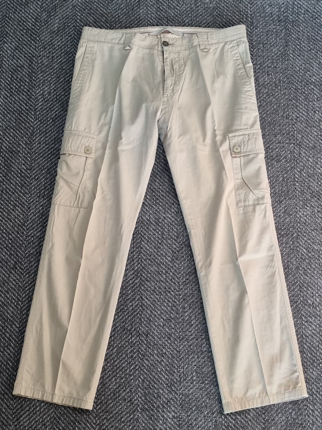 Corneliani ID — 베이지 카고 트라우저 상품이미지1