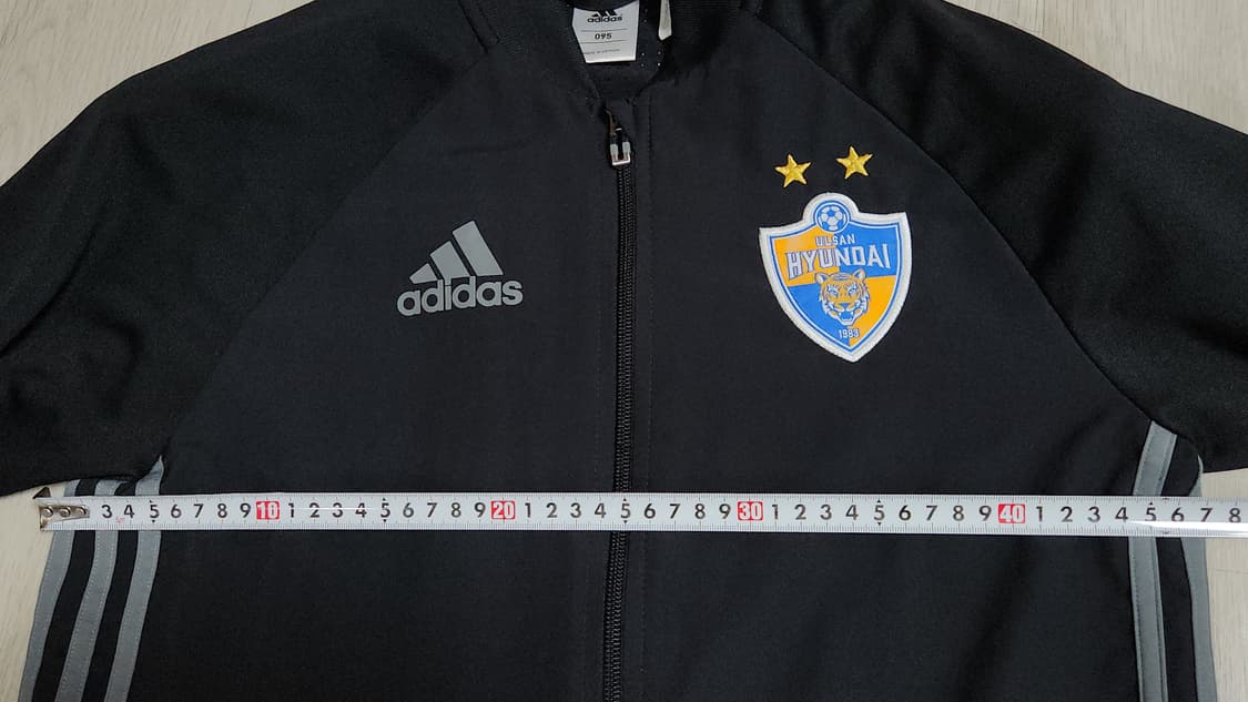 (착샷) 아디다스 울산현대 유니폼 트레이닝 탑  상품이미지7