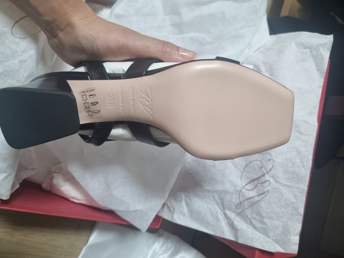 👡로저비비에 비키비브 신들 블랙색상 상품이미지6