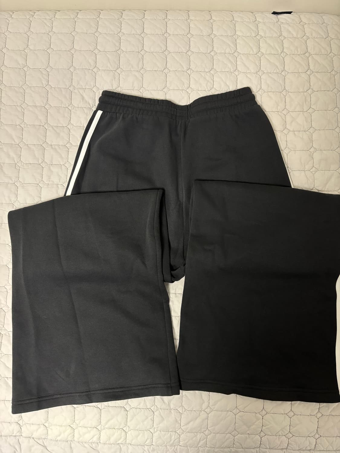 [L] (W) 아디다스 에센셜 삼선 프렌치 테리 와이드 팬츠 상품이미지5