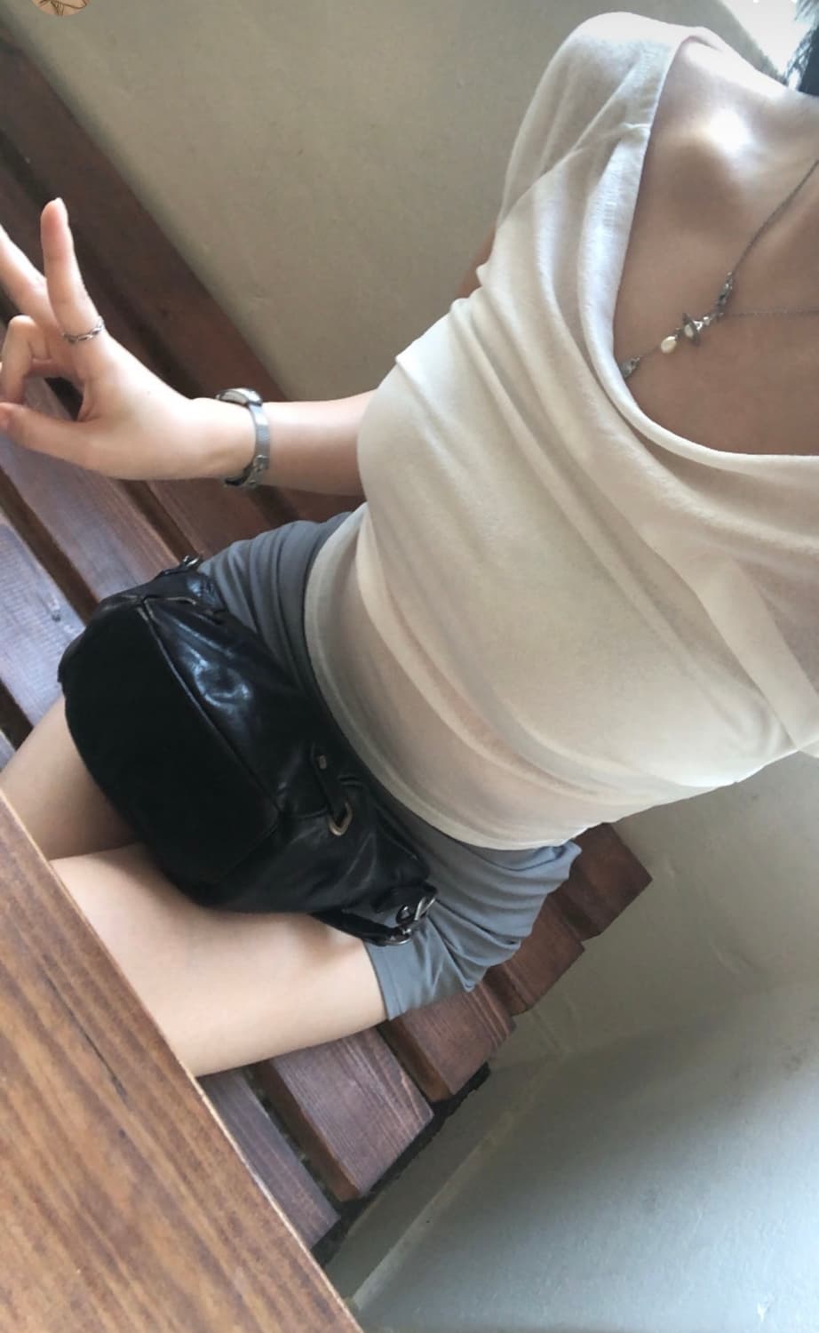 lalameemee Draping off shoulder top 코디세트 상품이미지6