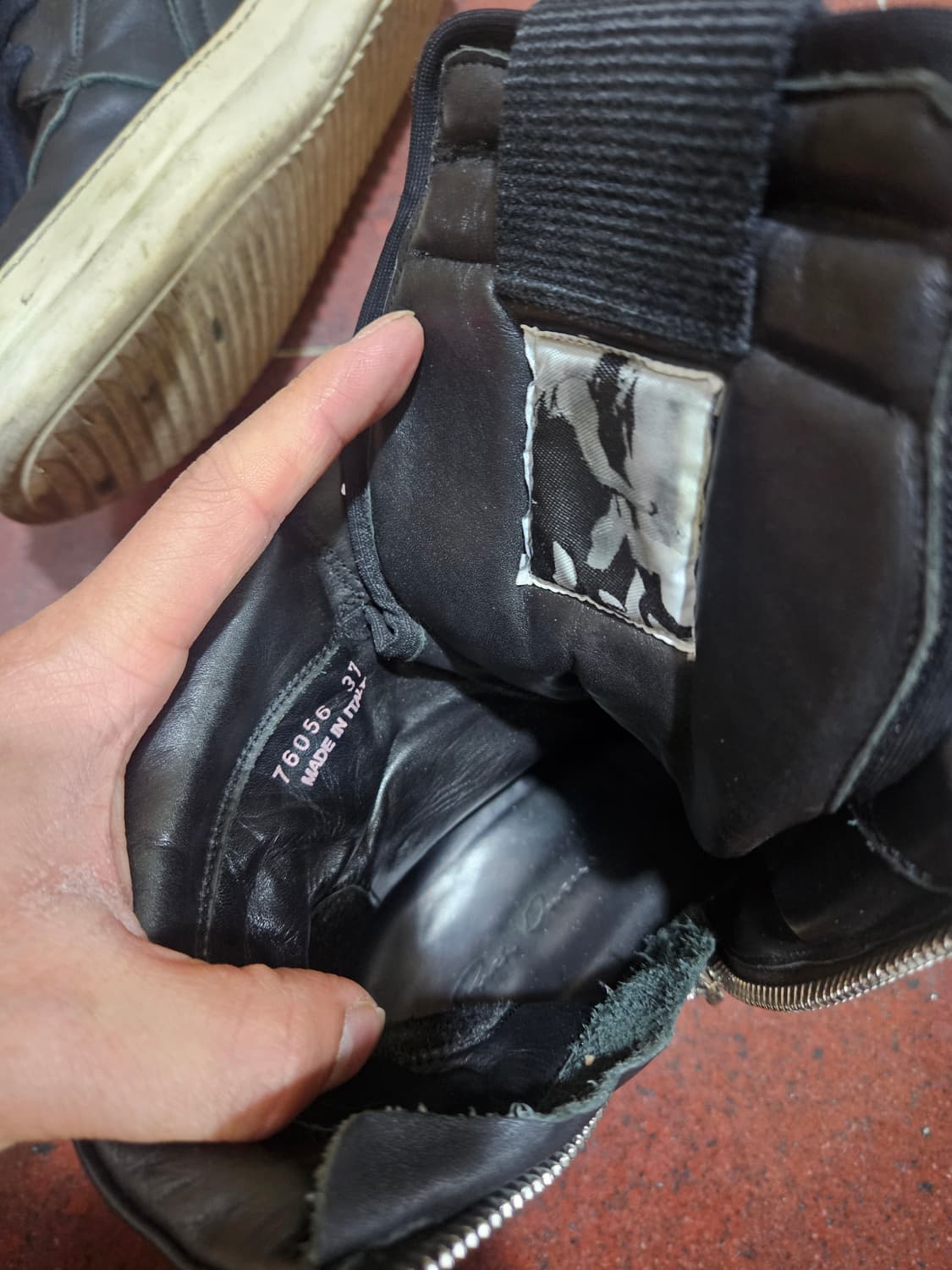 릭모노 37사이즈 판매 상품이미지3