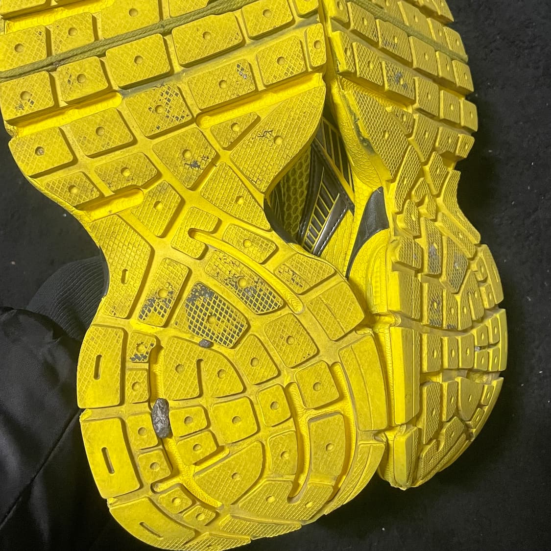 발렌시아가 3xl 스니커즈 옐로우 41 상품이미지3