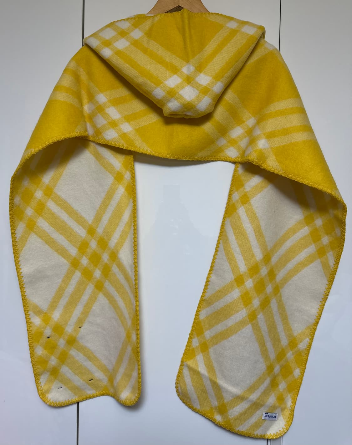 버버리 옐로우 체크 울후드 머플러 남여공용 상품이미지4