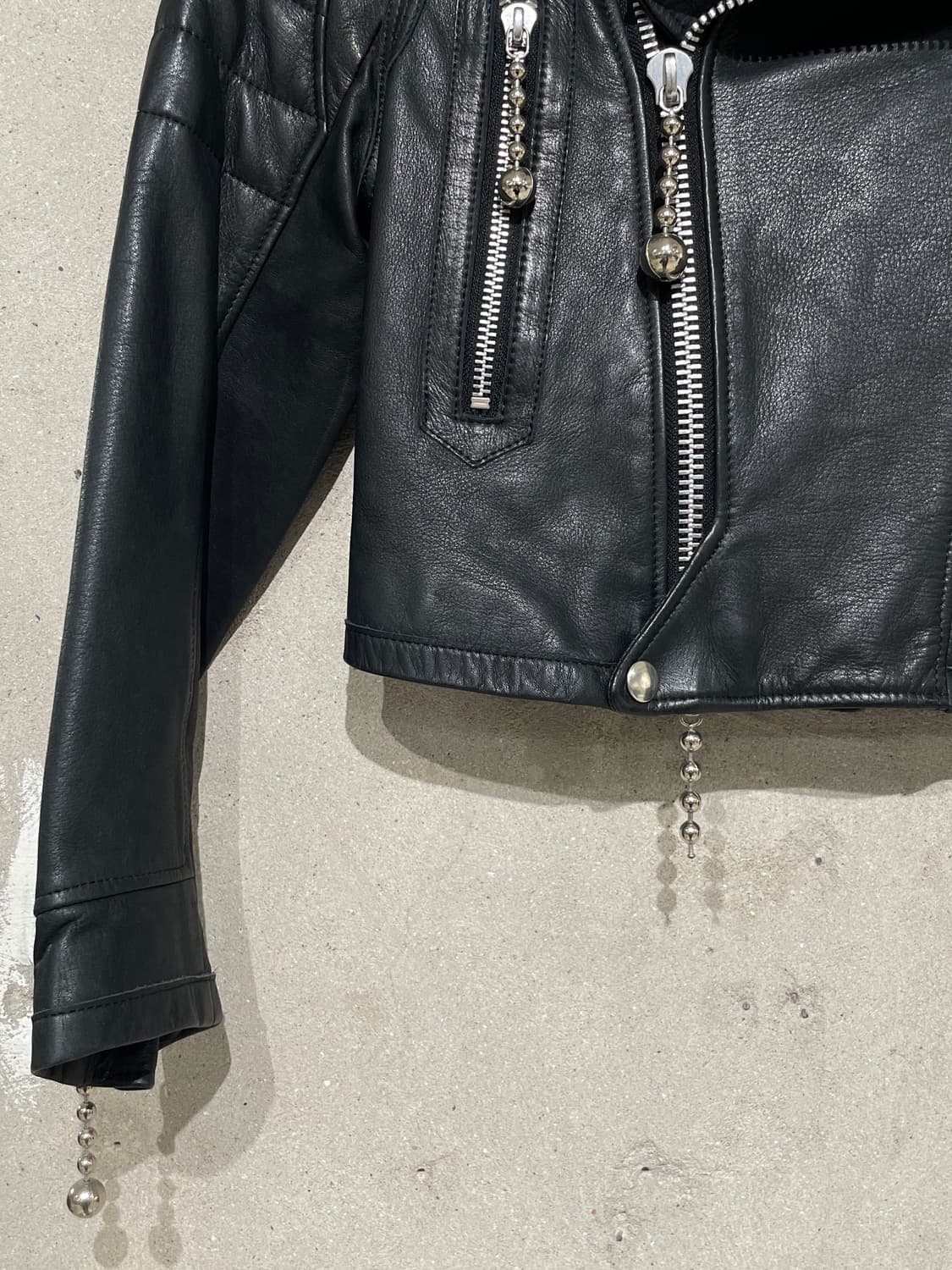 언더커버 블랙 카우하이드 레더 더블 라이더 자켓 상품이미지4