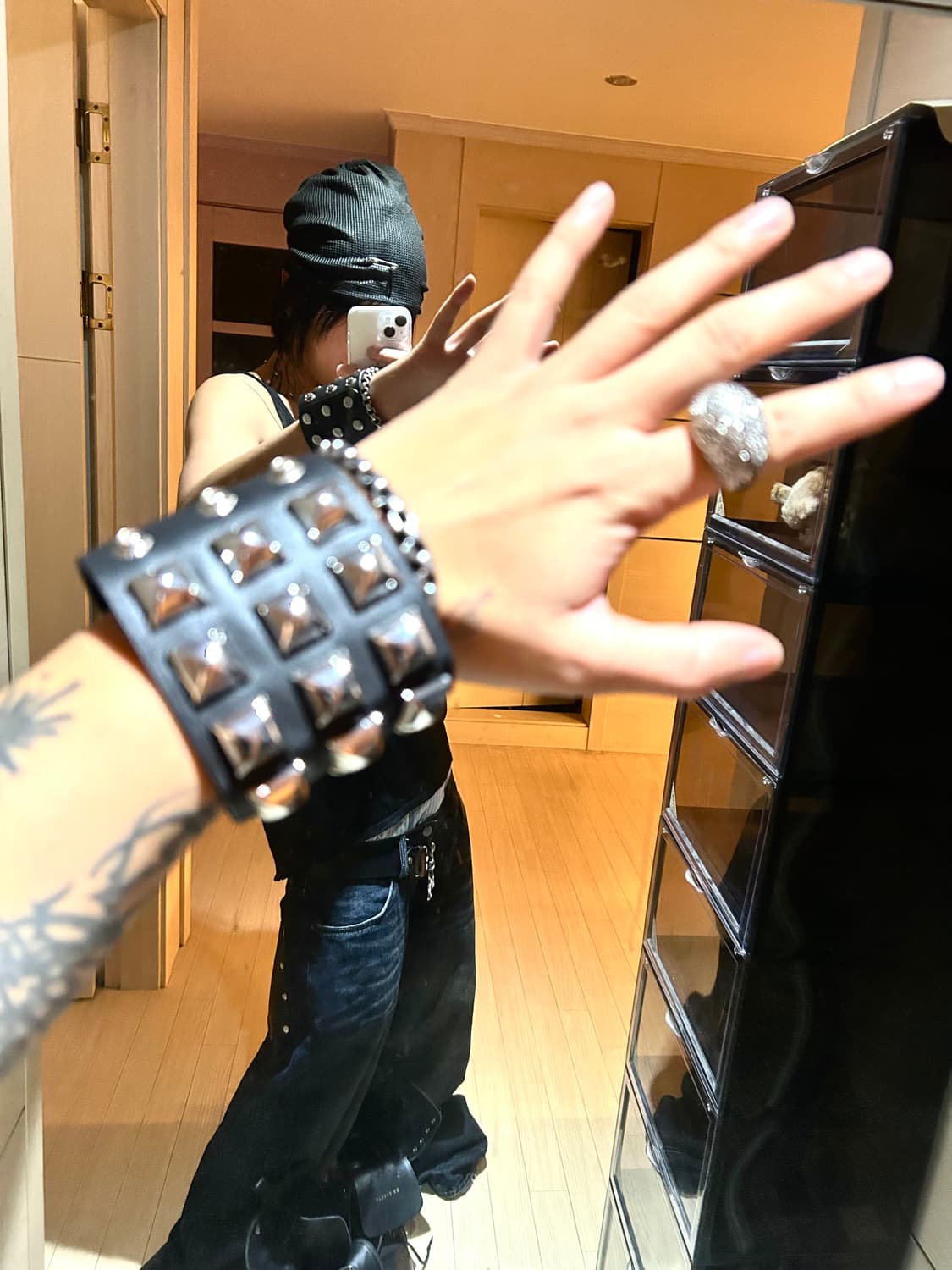 Fanci Club Sheep Skin Stud Bangle 상품이미지3