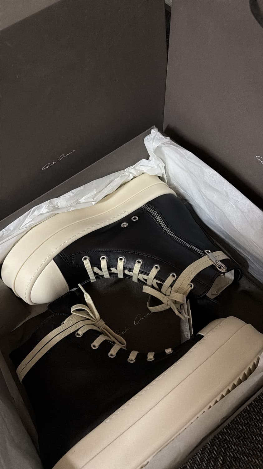 릭오웬스 라몬즈 메가범퍼 블랙 하이탑 40 상품이미지1