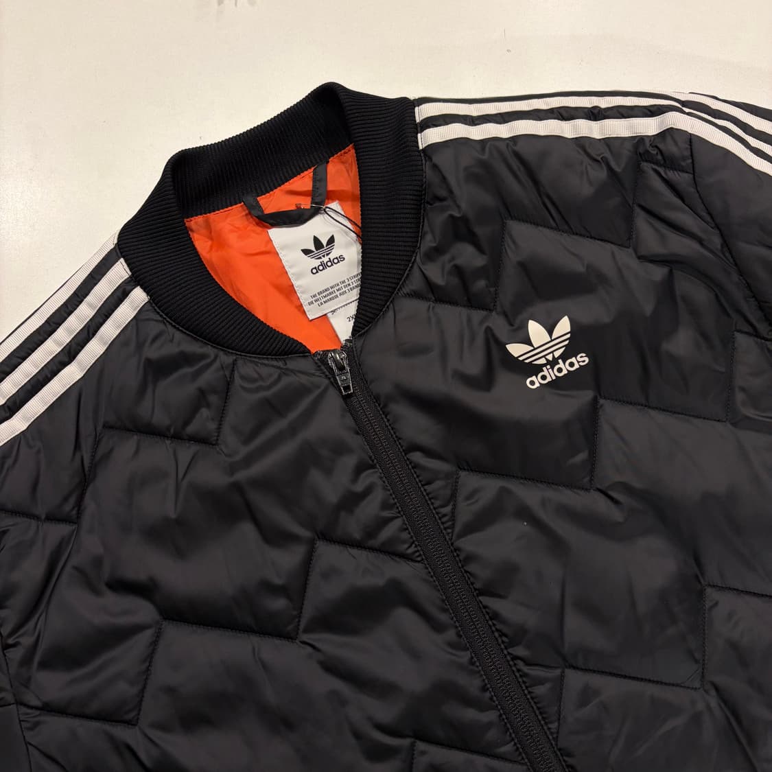 [2XL] 아디다스 파이어버드 퀼팅 3선 패딩 블랙 점퍼 B722 상품이미지3